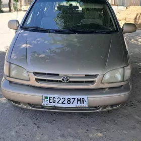 Toyota Sienna 2000