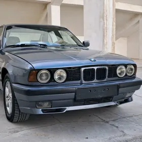 BMW 525 1990