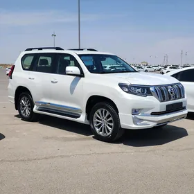 Toyota Land Cruiser Prado 2023