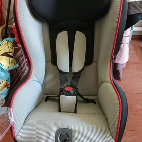 детское автокресло  Peg-Perego