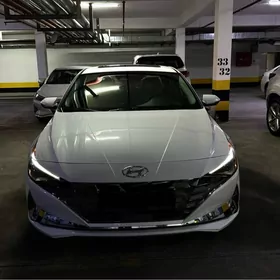 Hyundai Elantra 2021