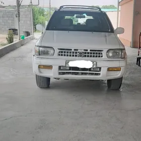 Nissan Pathfinder 1999