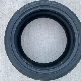 Teker habilend 245/40R19