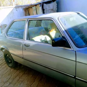 BMW 320 1980