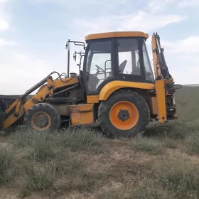 JCB 3CX Compact 2000