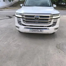Toyota Land Cruiser 2022