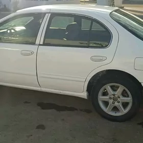 Nissan Cefiro 1998