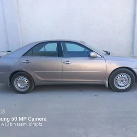 Toyota Camry 2004