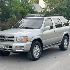 Nissan Pathfinder 2001