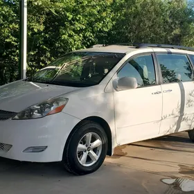 Toyota Sienna 2009