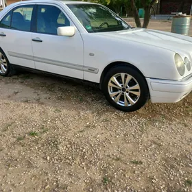 Mercedes-Benz E-Class 1997