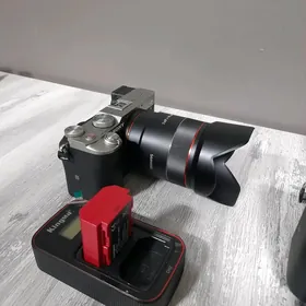 Sony C 7