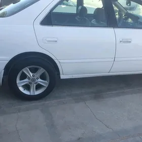 Toyota Camry 1997