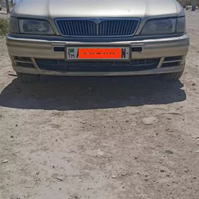 Nissan Maxima 1998