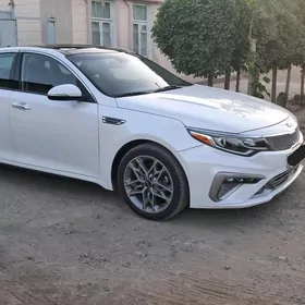 Kia Optima 2020