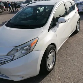 Nissan Versa Note 2013