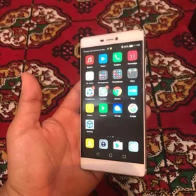 HUAWEI P8