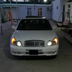 Hyundai Sonata 2002