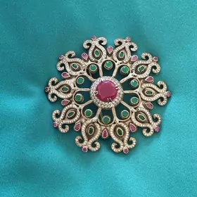 hurrem broshka