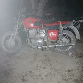 Iž Planeta 4 2002