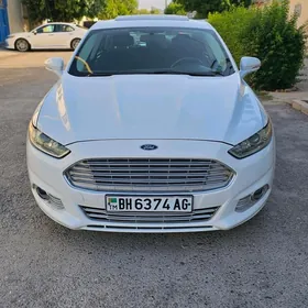 Ford Fusion 2015