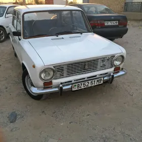 Lada 2104 1980