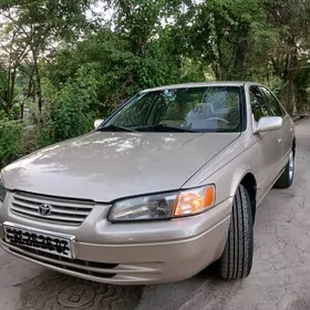 Toyota Camry 1997