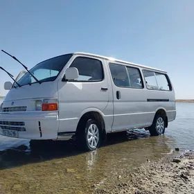 Toyota Hiace 1990