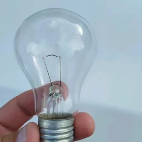 Üns berñ12 woltda ýanýan lampa