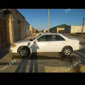 Toyota Camry 2000