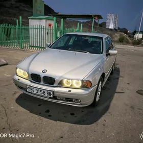 BMW E39 1998
