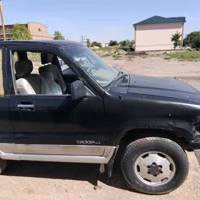 Isuzu Trooper 1994