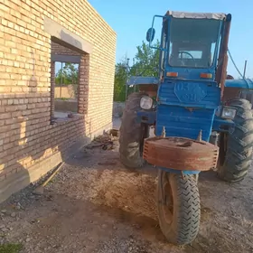 MTZ T-28 1980