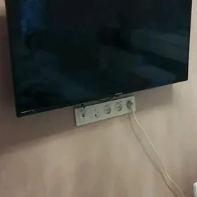 SKYWORTH telewizor