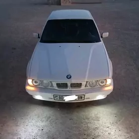 BMW 525 1990