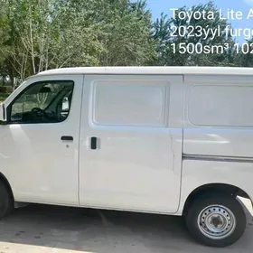 Toyota Lite ace 2023