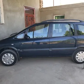 Opel Zafira 2002