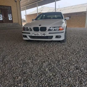 BMW E39 1999