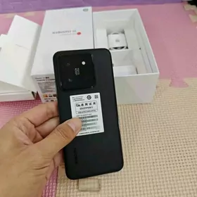  Xiaomi 14 16/512 China