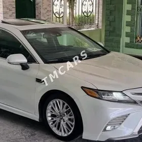 Toyota Camry 2018
