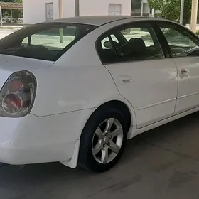 Nissan Altima 2005