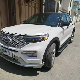 Ford Explorer 2022