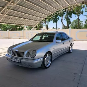Mercedes-Benz E420 1996