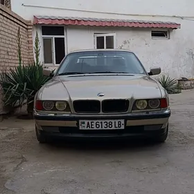 BMW 740 2000