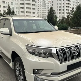 Toyota Land Cruiser Prado 2023