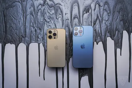 iOS 18.5 добавила на iPhone 13 в США бесплатную спутниковую связь
