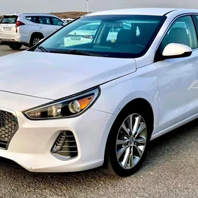 Hyundai Elantra GT 2020