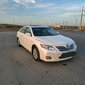 Toyota Camry 2011