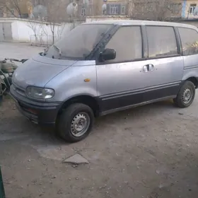 Nissan NV 1993