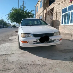 Toyota Corona 1993